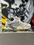 New Balance 9060 Gray/White