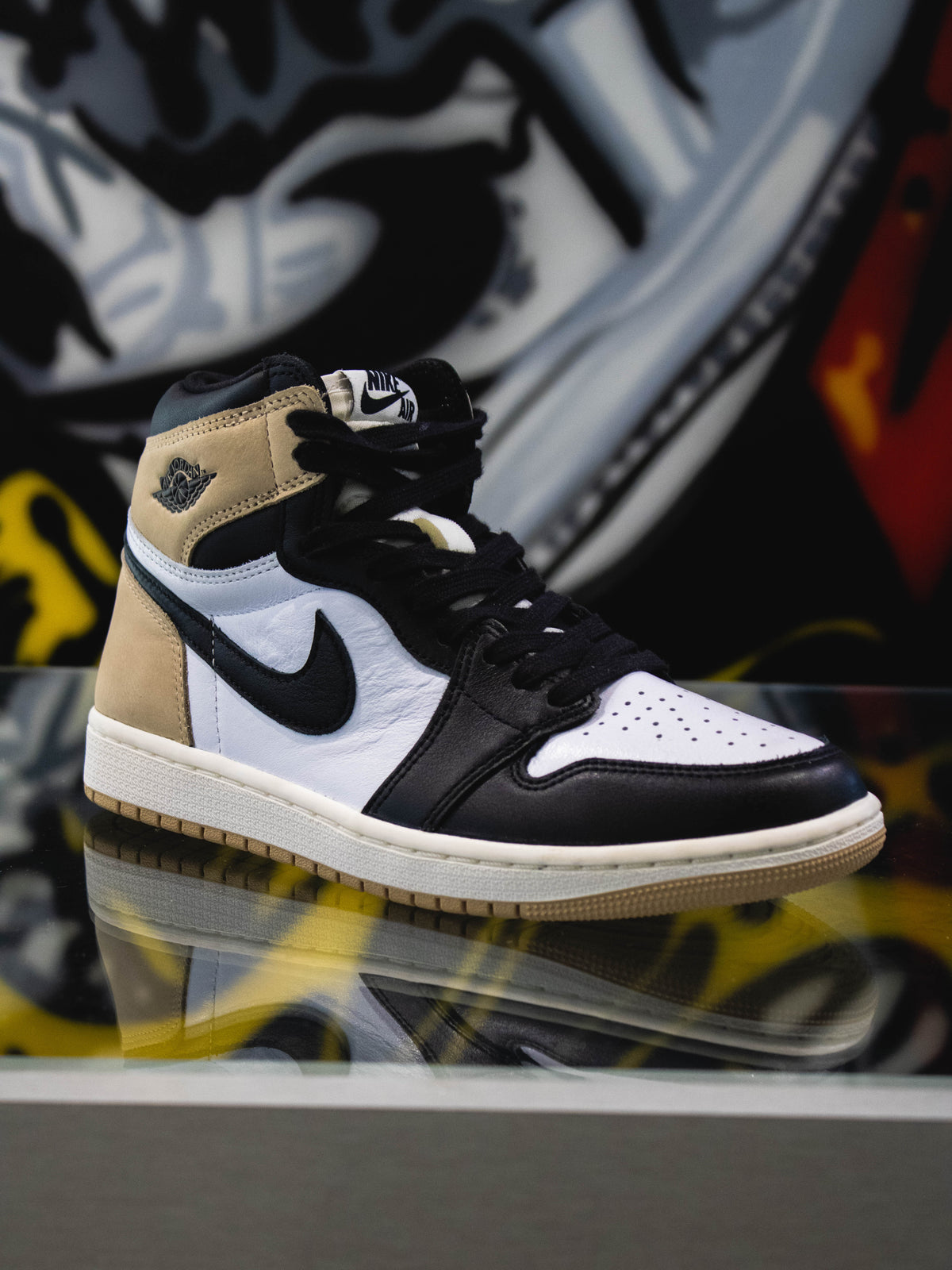 Air Jordan 1 Retro High OG Black/ Legend MD Brown-White