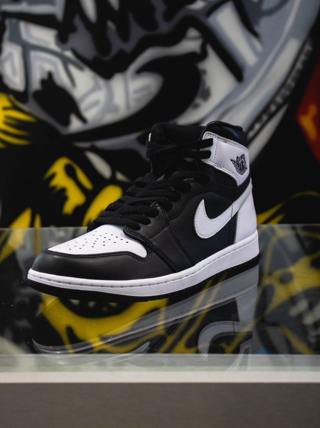 Air Jordan 1 Retro High OG Black/White