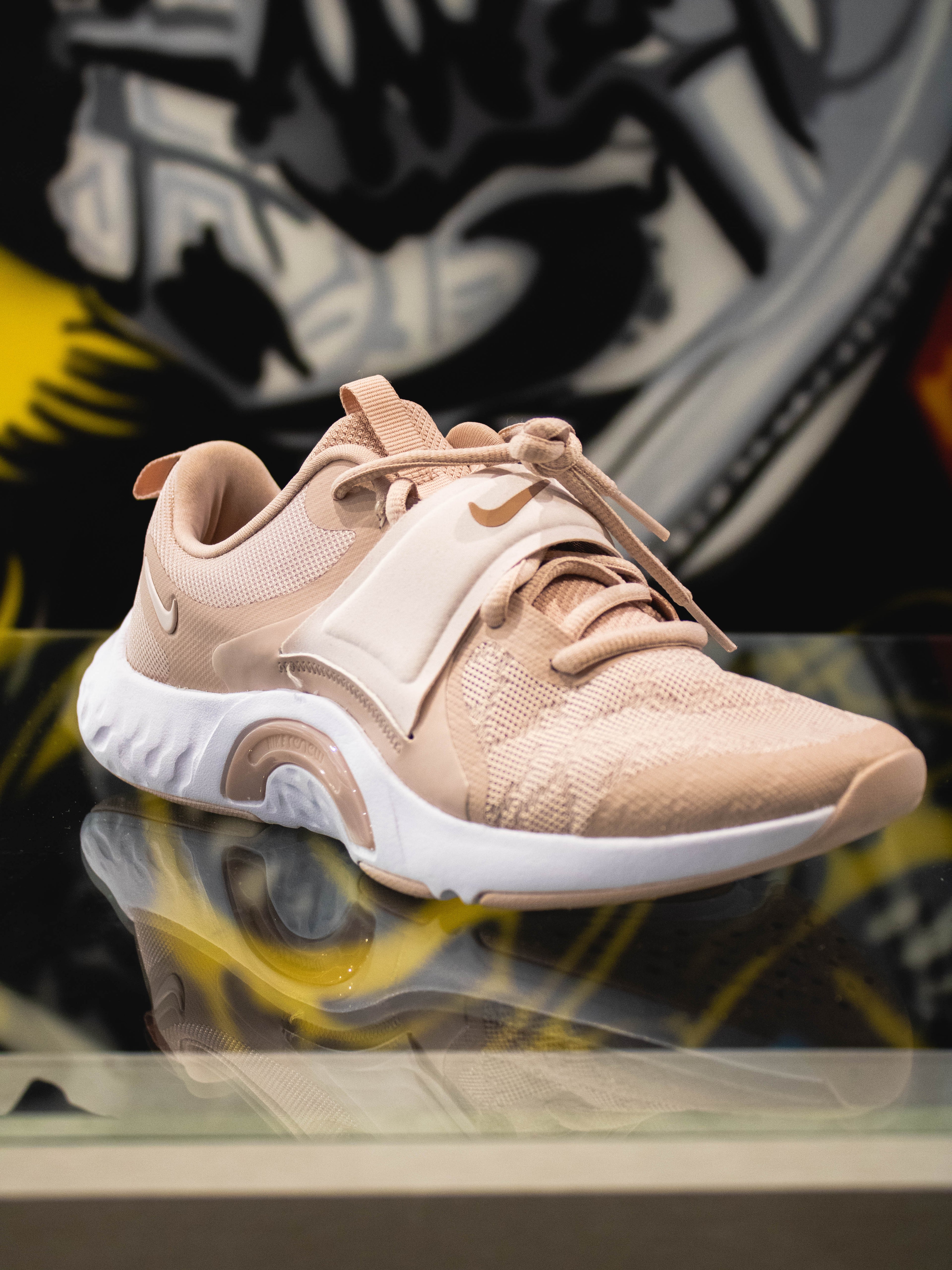 Nike Renew in Season TR 12 Oxford rosa
